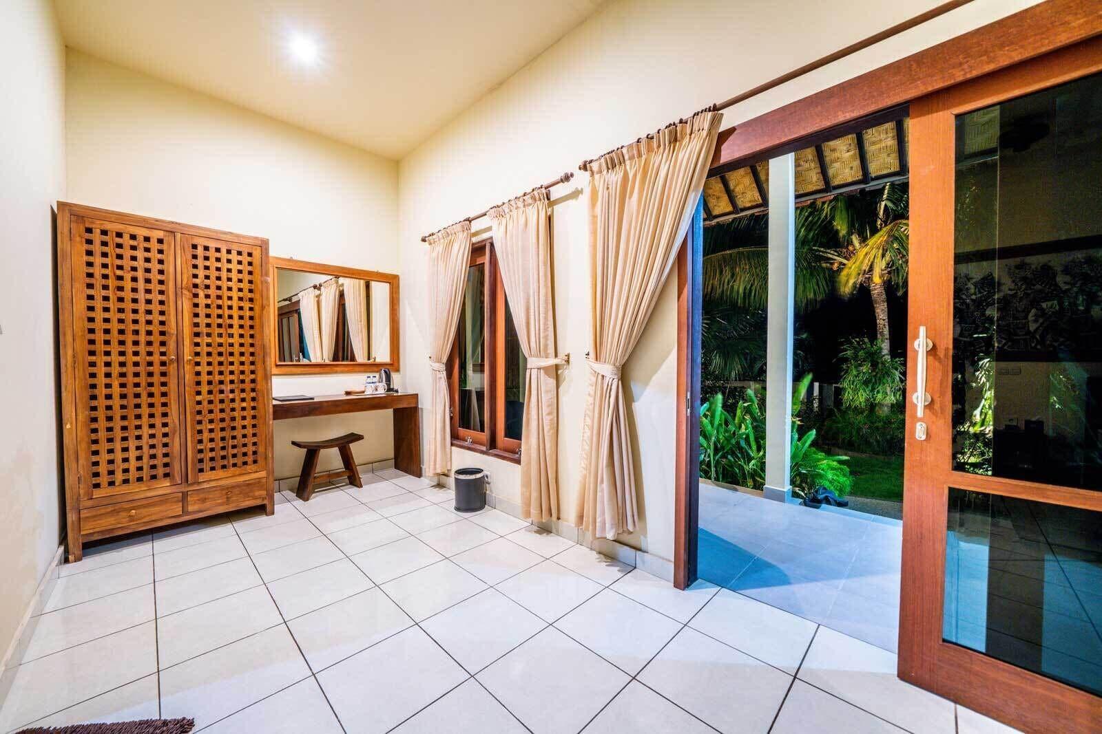 Ocean Sun Dive Resort Tulamben Εξωτερικό φωτογραφία