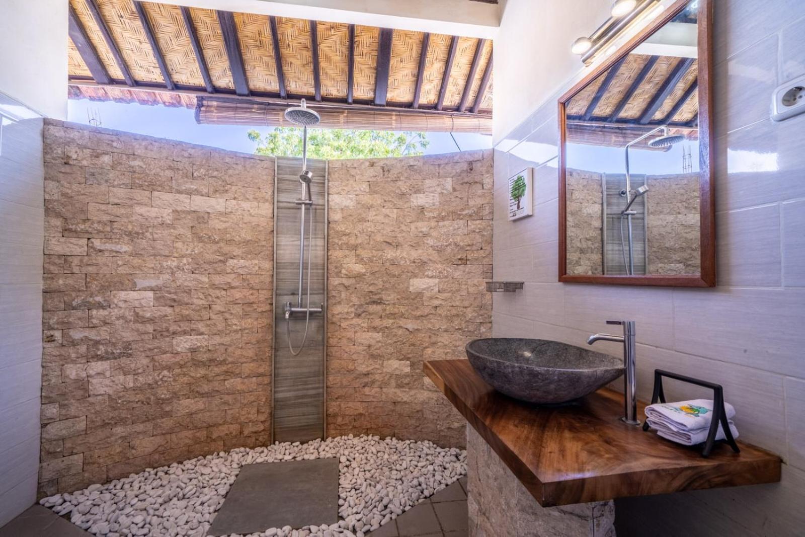 Ocean Sun Dive Resort Tulamben Εξωτερικό φωτογραφία